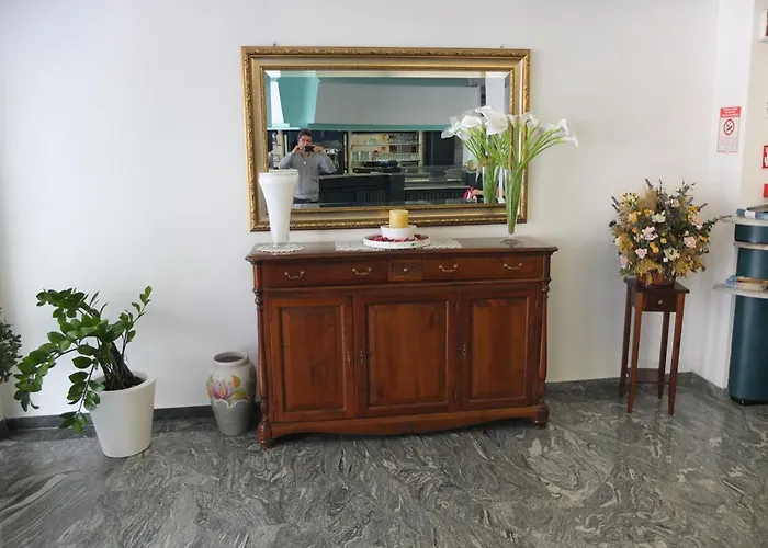 فندق Germania 3*