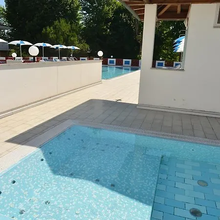 Hotel Germania 3*