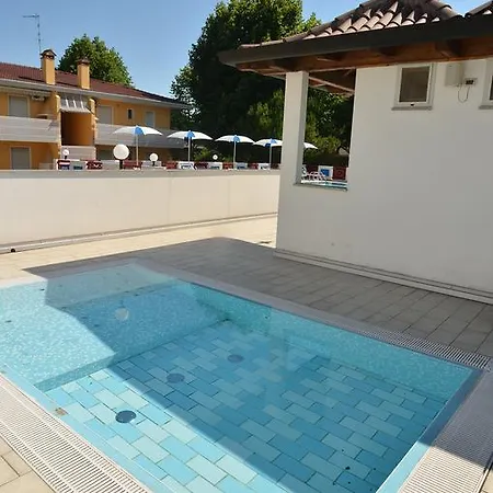 Hotel Germania 3*